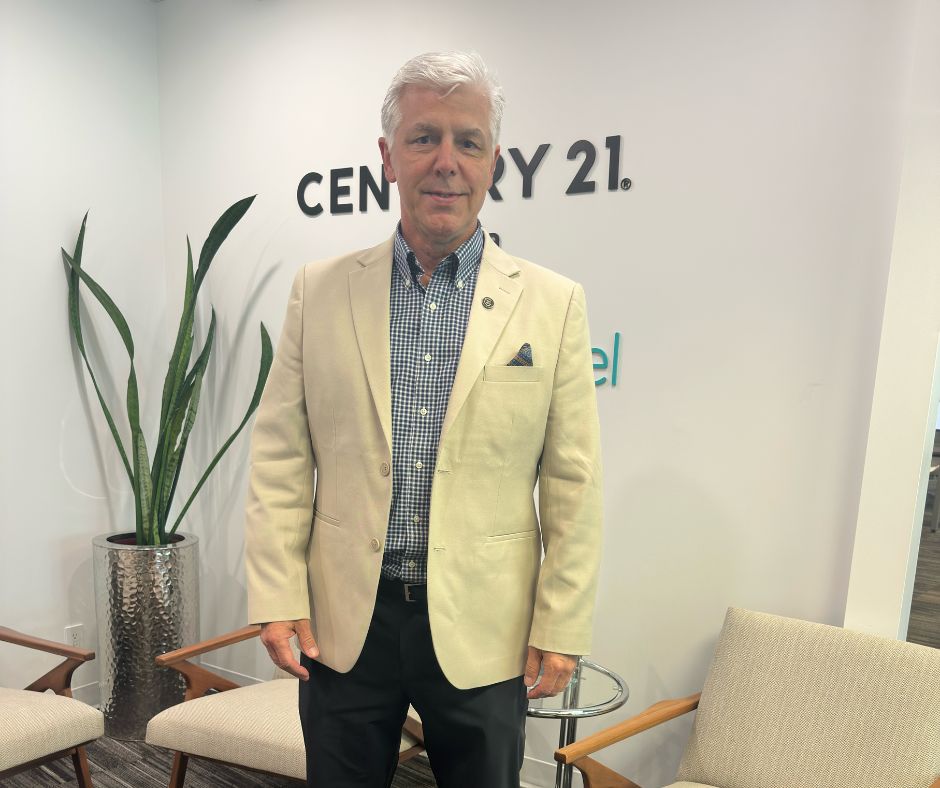 New Era Gold Jacket for Men - PRE-ORDER