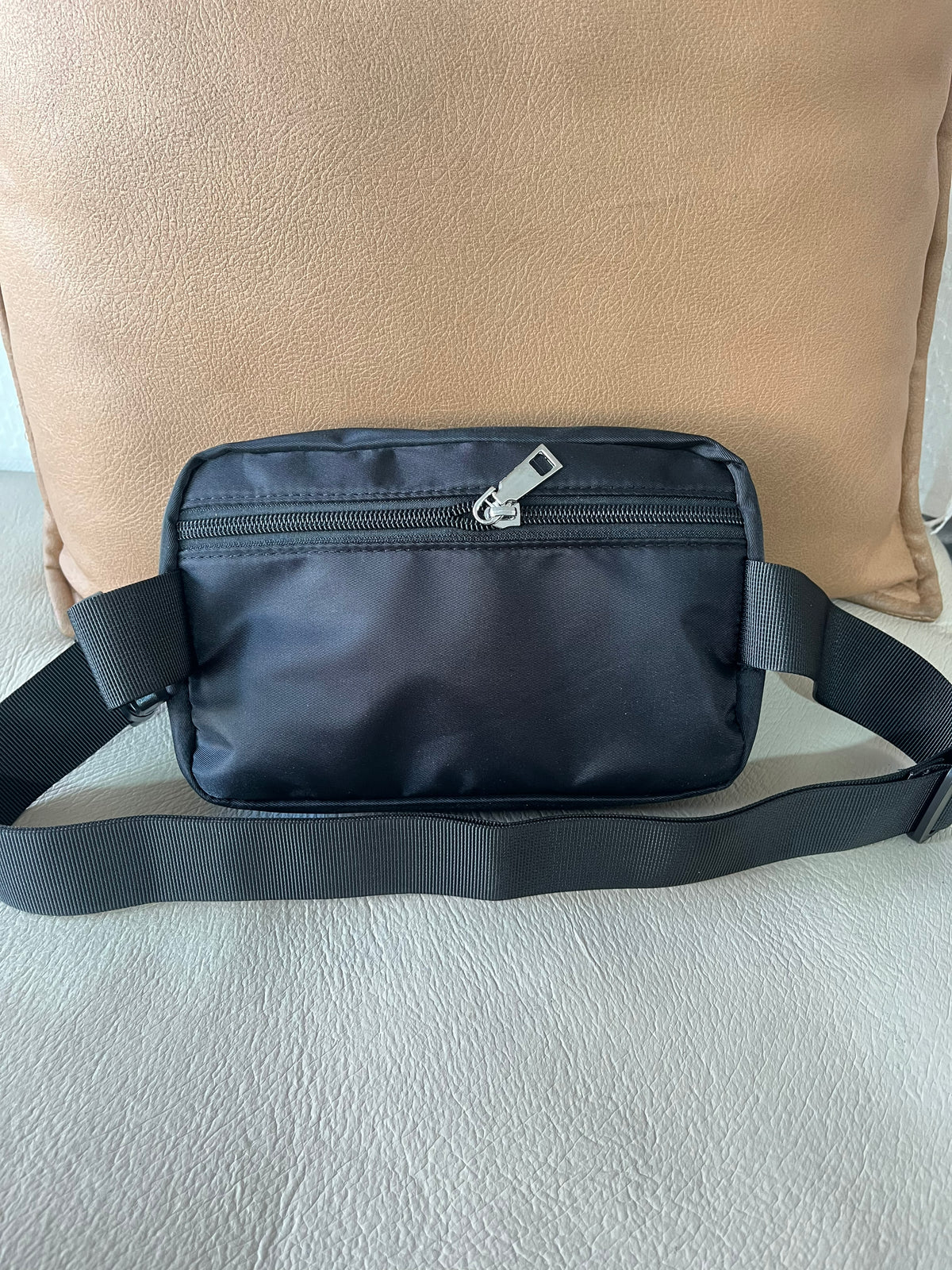 Century 21 Crossbody Bag (2L)
