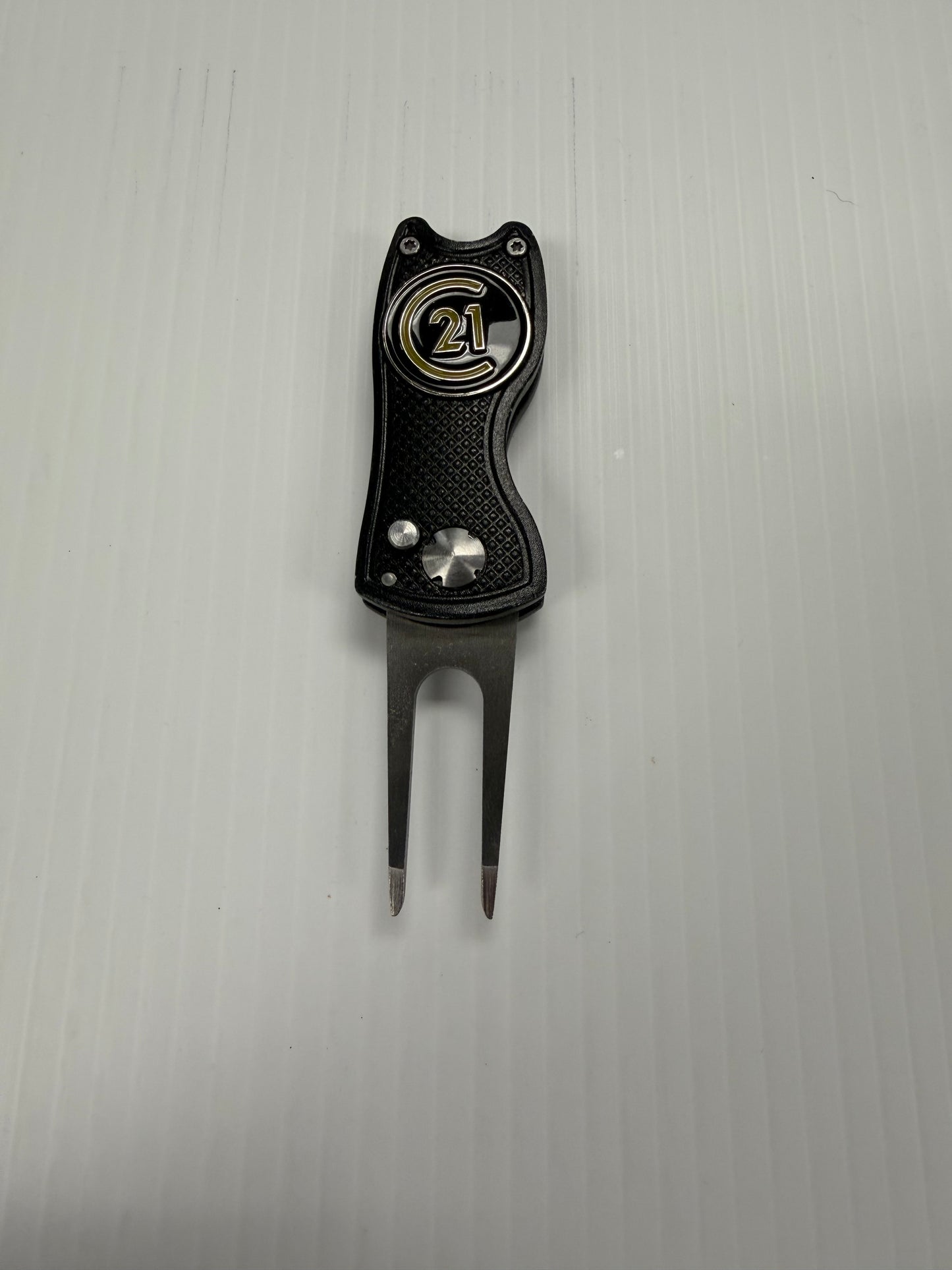 Century 21 Magnetic Divot Repair Tool with Ball Marker